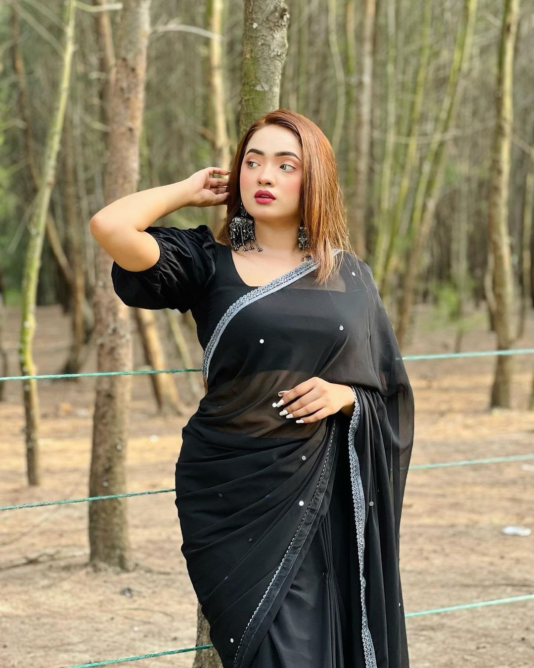 Main materials georgate stone saree with Blouse  