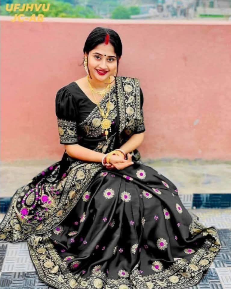 Japani Silk Skin Print Sharee with Blouse Piece