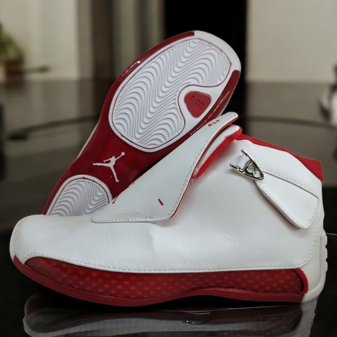 Air Jordan 18