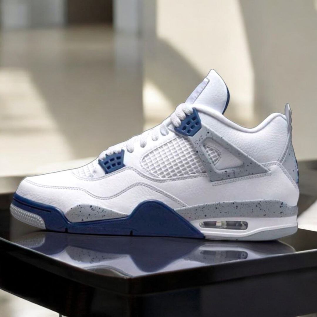 Air Jordan 4
