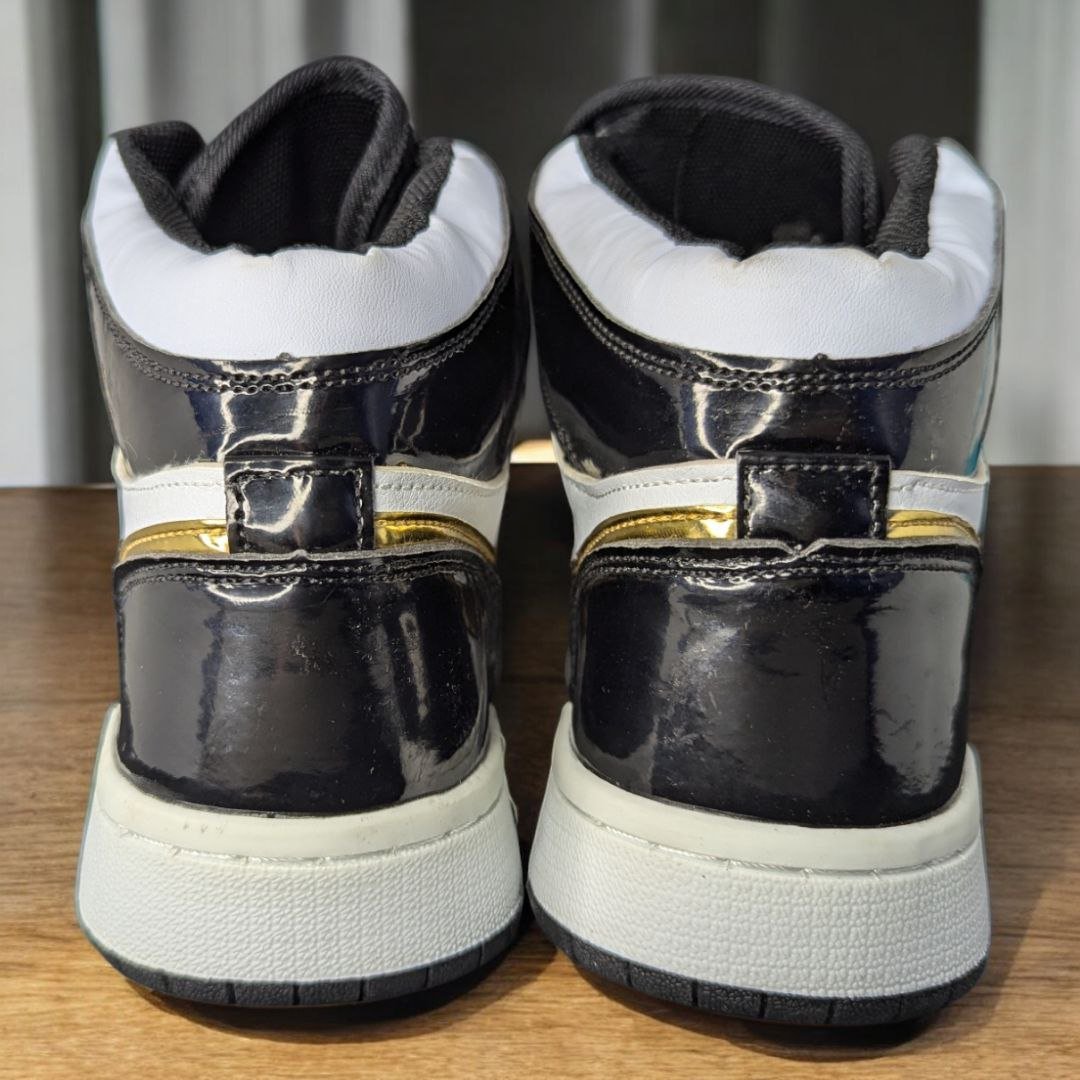 Air Jordan 1