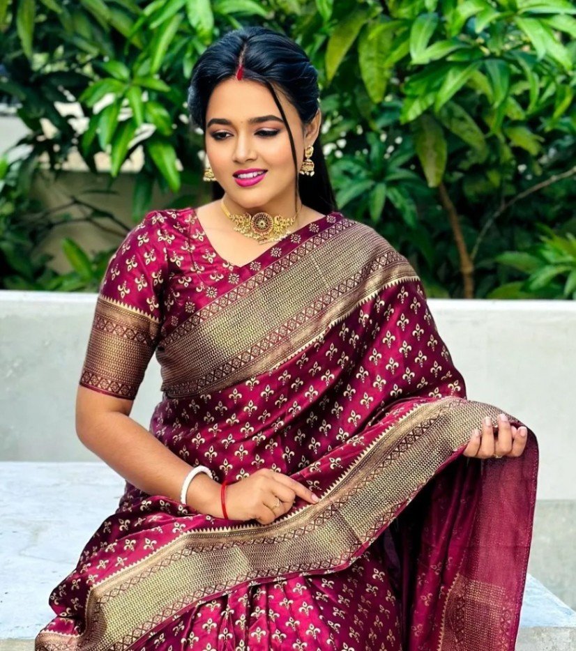 Premium Japani Silk Saree whith Blouse pic