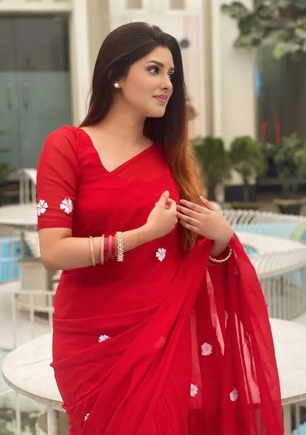Premium Georgette Saree with Blouse pic
