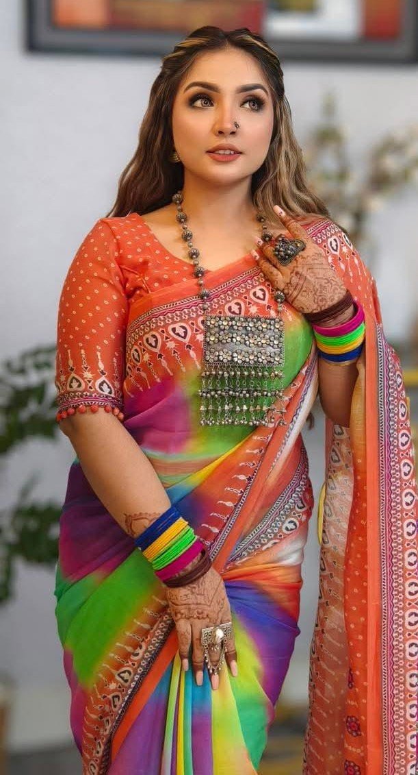 চান্দুরি সিল্কের ডিজিটাল প্রিন্ট শাড়ি