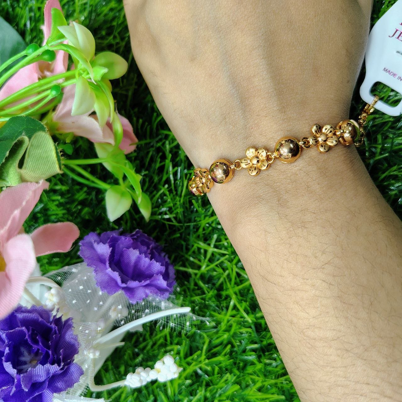 Bulk Sale Price Promotion Different Shape Metal Bracelets For Women