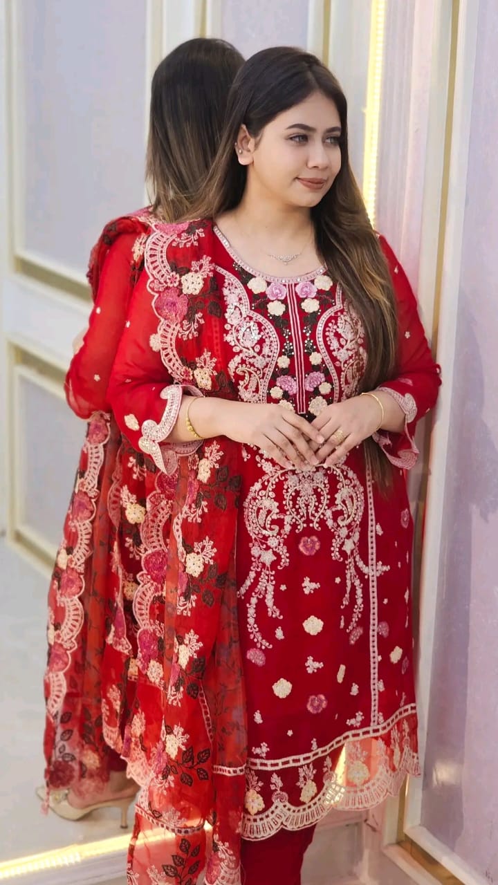 Pakistani Design 4-Piece Sada Bahar Tissue Set