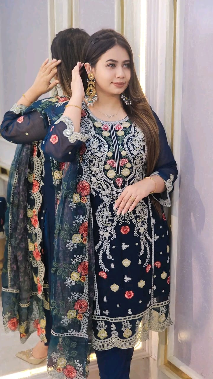 Pakistani Design 4-Piece Sada Bahar Tissue Set