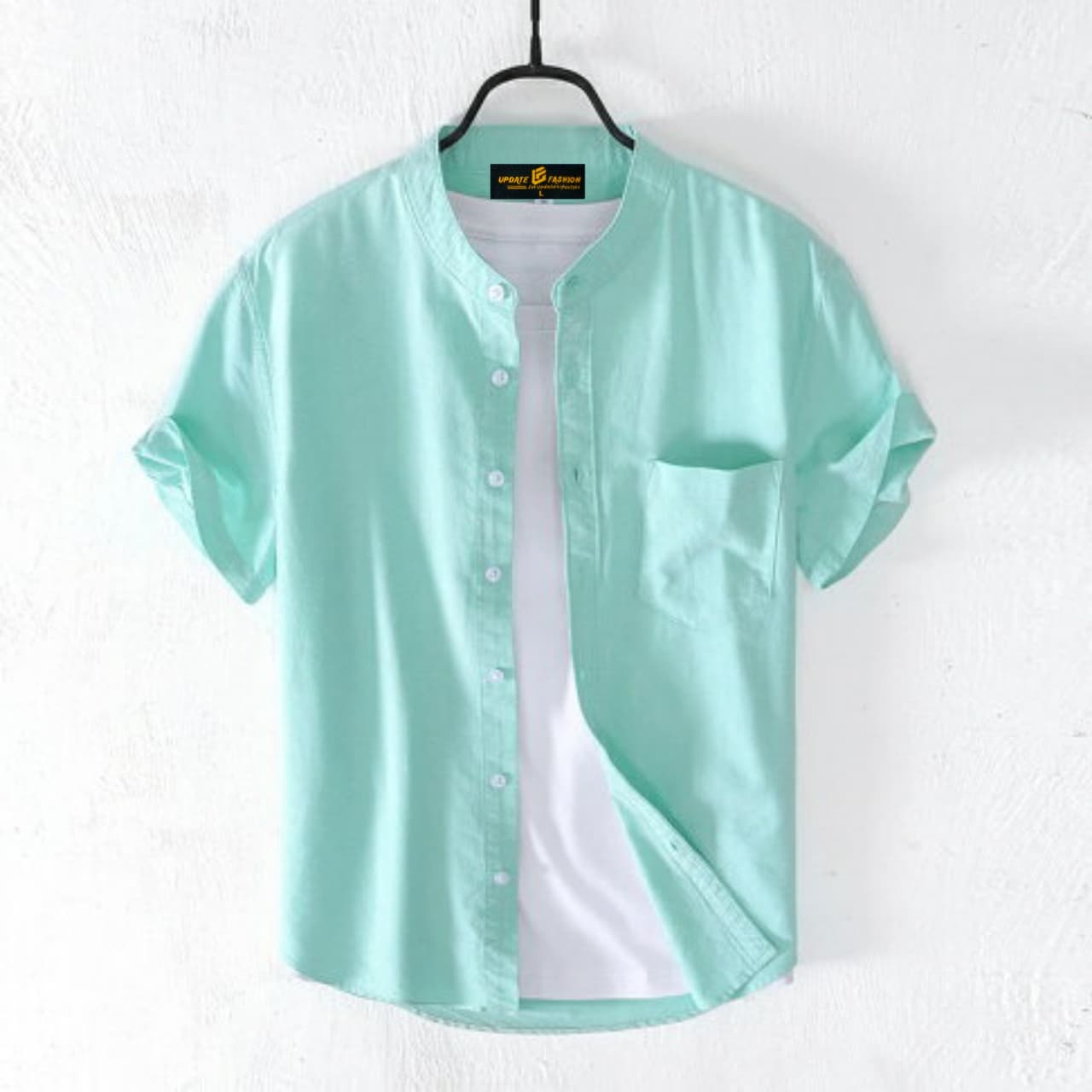 Fashionable casual half-sleeve shirt for men