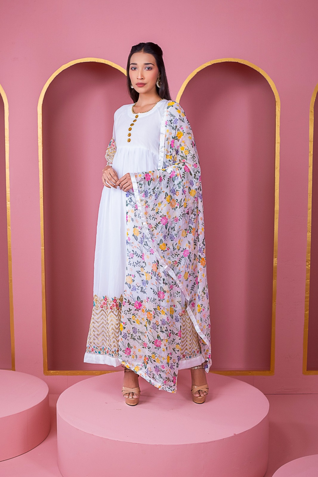 রেডিমেড লেহেঙ্গা জর্জেট এমব্রয়ডারি পার্টি ড্রেস