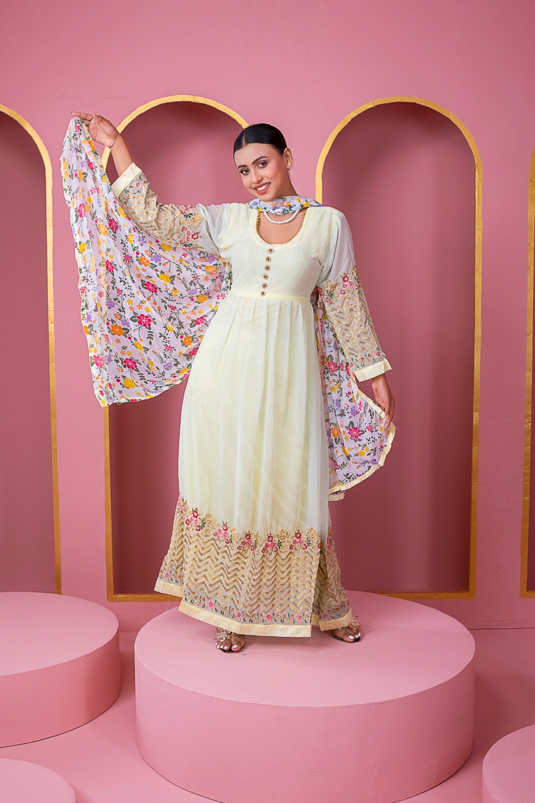 রেডিমেড লেহেঙ্গা জর্জেট এমব্রয়ডারি পার্টি ড্রেস