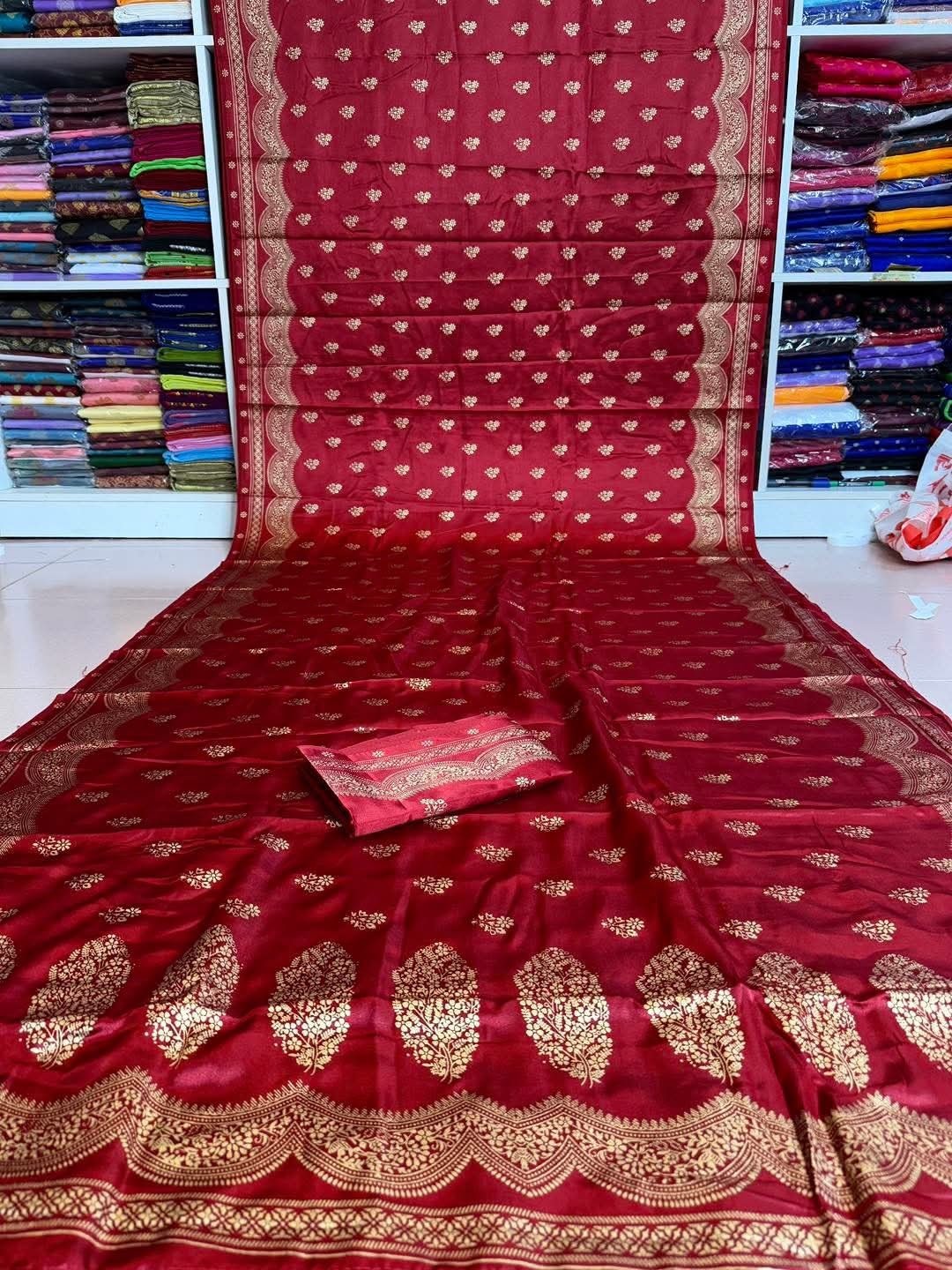 Japani Silk Skin Print Sharee with Blouse Piece