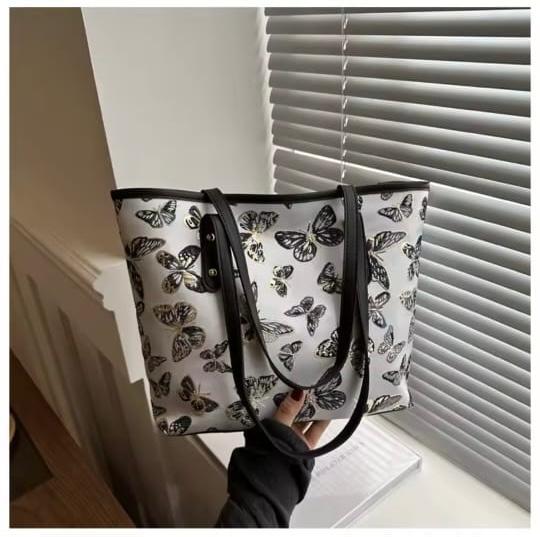 New butterfly tote bag