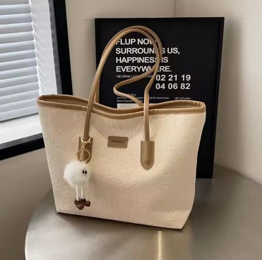 New doll tote bag with doll