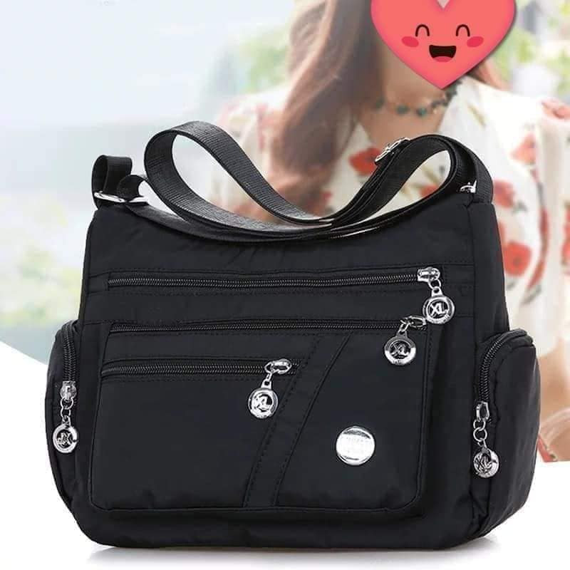 Women’s Nylon Waterproof Large Capacity Crossbody Bag