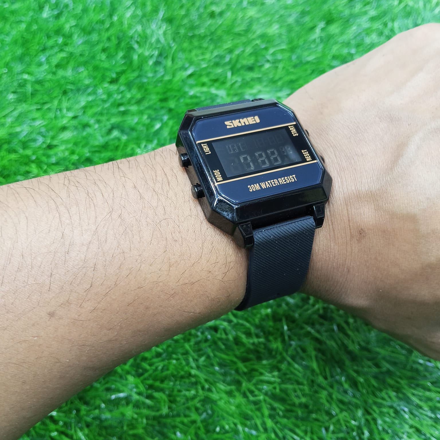 Skmei 1848 men fashion sports LED luminous men watch