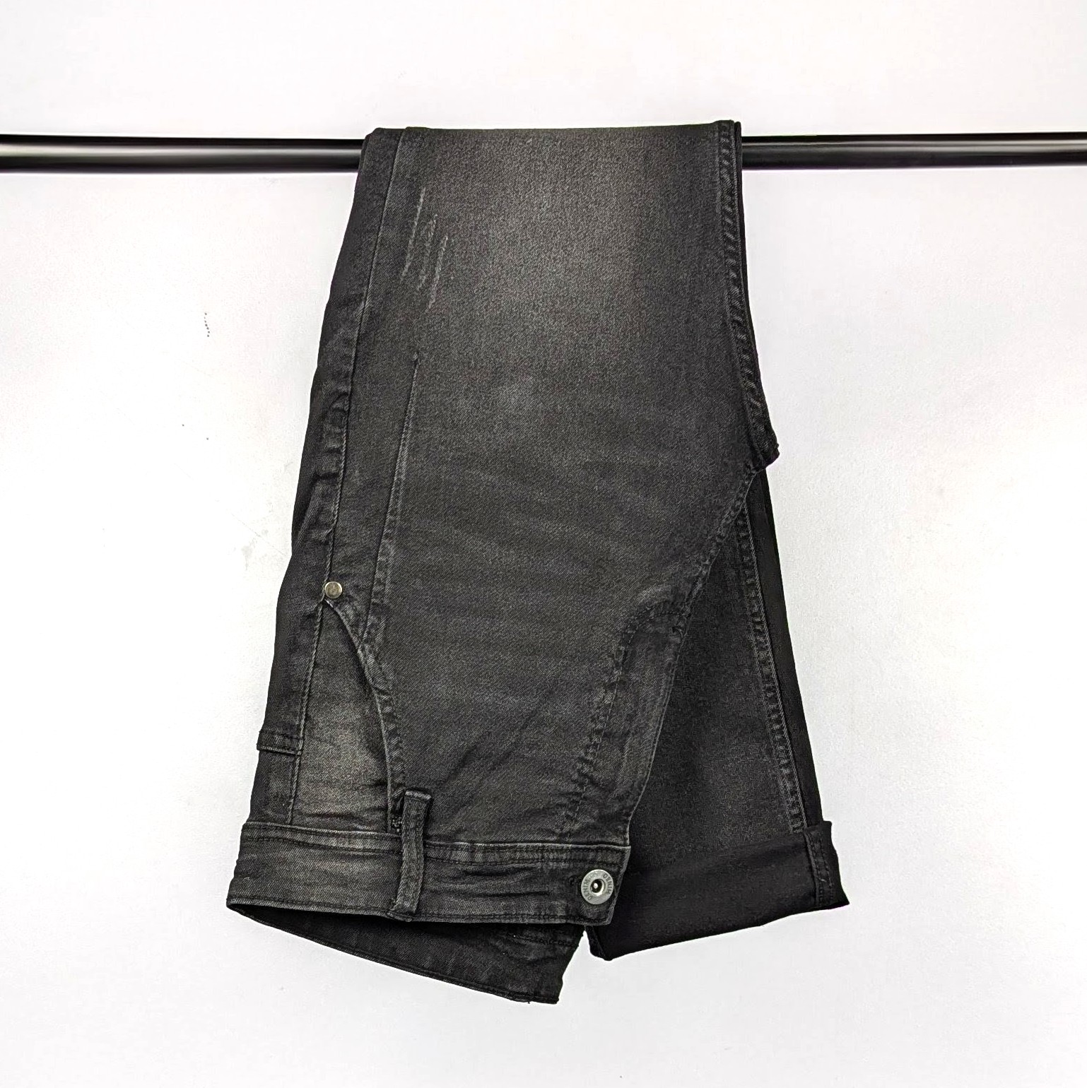 American Eagle Blue Jeans For Man 