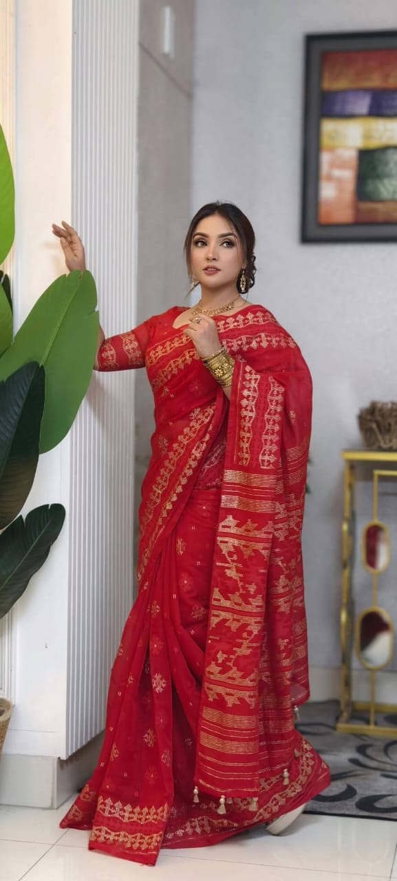 Half silk screen print saree with blause pcs