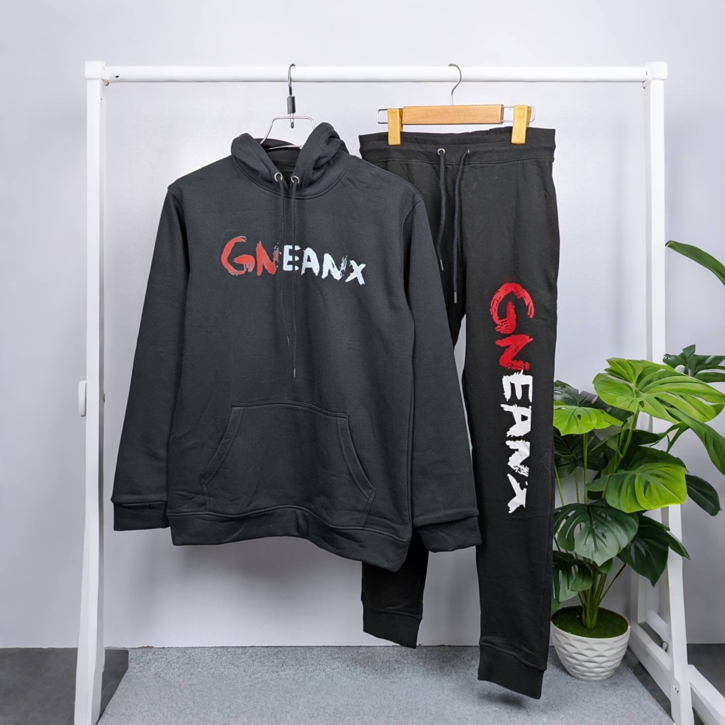 Men's Stylish Hoodie & Stylish Winter Trouser Set (2Pcs)